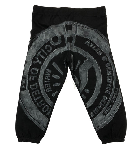 Spirit of Detroit Manhole Women's Capri Jogger Pants, Black