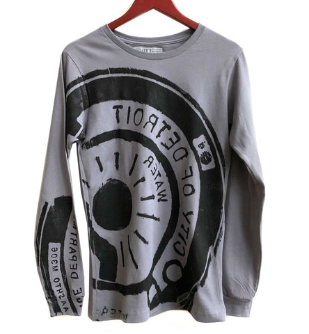 Manhole Cover Print Longsleeve T-Shirt, Storm Grey. Spirit of Detroit