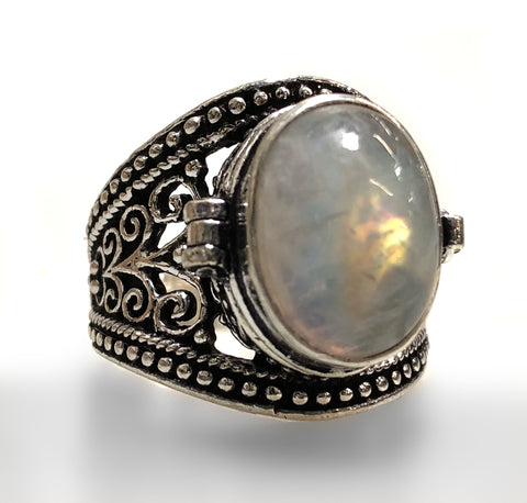 Oval Moonstone Poison Rings Silver Plated