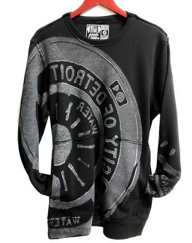 Spirit of Detroit Manhole Cover - Raw Edge Pocket Crew Neck Sweatshirt